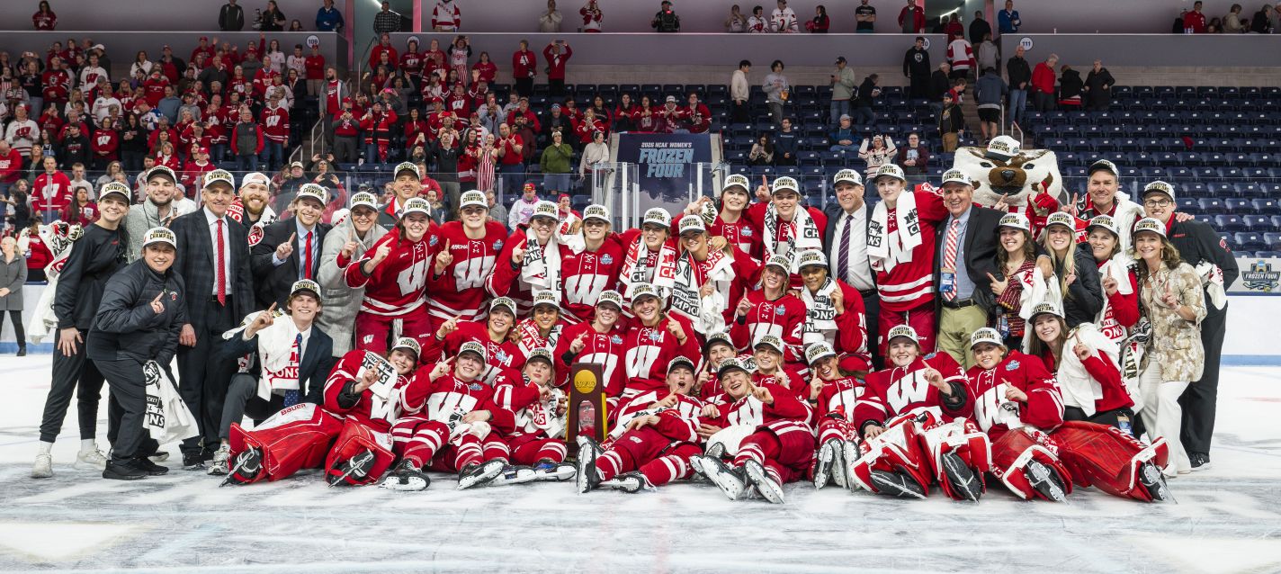 Wisconsin Women's Hockey team